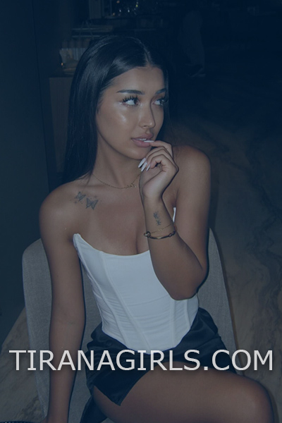 romana www.tiranagirls.com